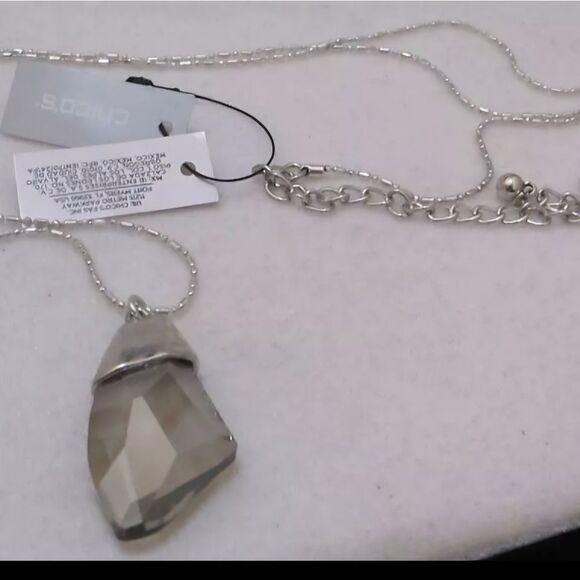 CHICO’S 36” Silver Tone Chain Smoky Grey CRYSTAL Pendant Necklace NWT - Picture 8 of 12